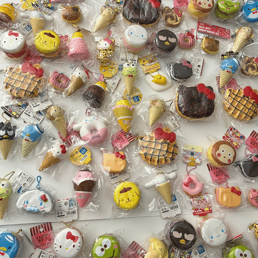 MYSTERY BAG OF 2 HK FRIENDS SQUISHIES